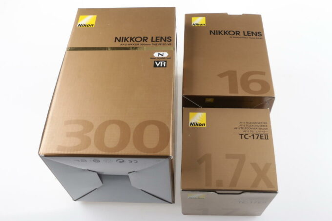 Nikon Konvolut diverse Originalverpackungen