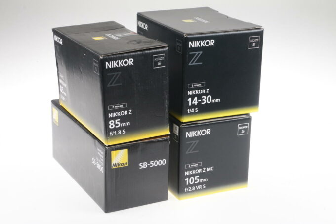 Nikon Konvolut diverse Originalverpackungen