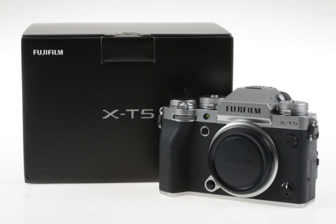 FUJIFILM X-T5 Gehäuse - Silber - spiegellose Systemkamera - #3D009468