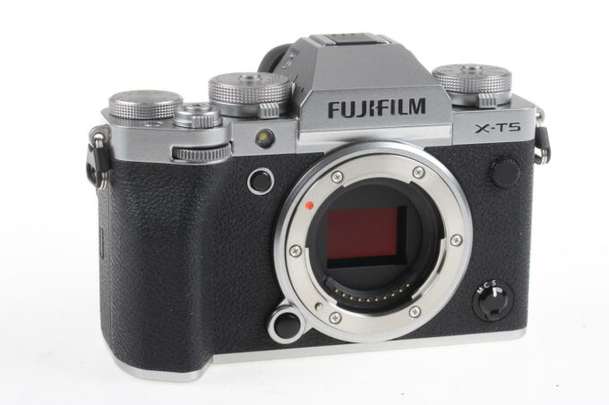 FUJIFILM X-T5 Gehäuse - Silber - spiegellose Systemkamera - #3D009468