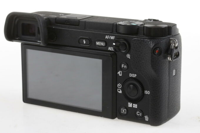 Sony Alpha 6700 Gehäuse mit Griff - #3786221