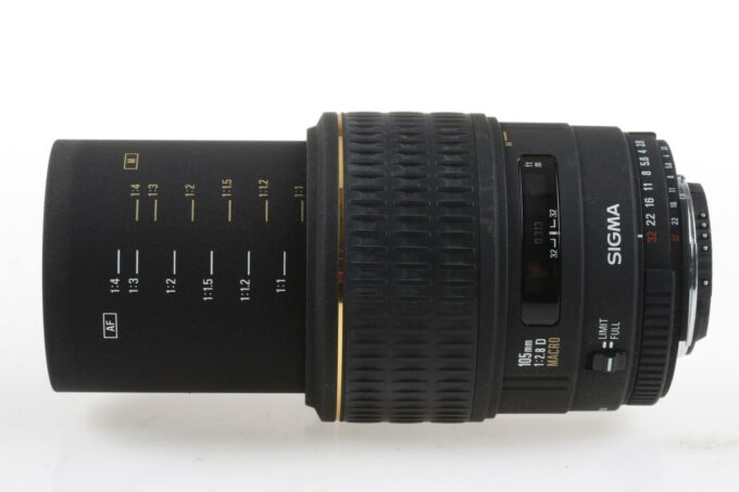 Sigma 105mm f/2,8 EX D Macro für Nikon F (FX) - #1057820
