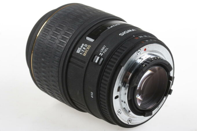 Sigma 105mm f/2,8 EX D Macro für Nikon F (FX) - #1057820