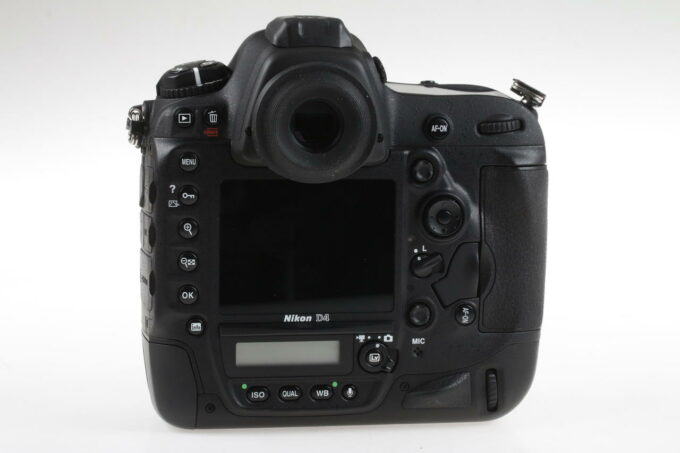 Nikon D4 Body - #2037681 - Image 4