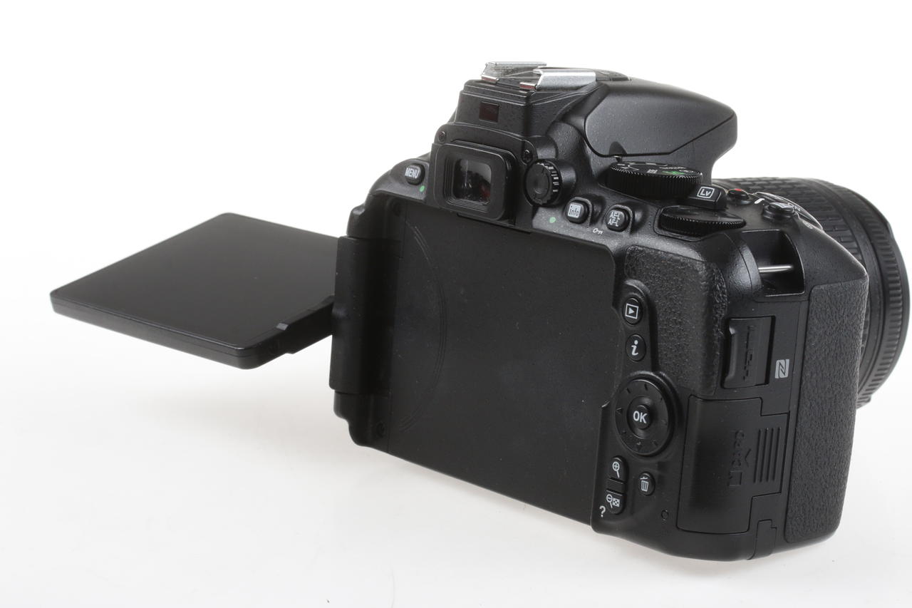 Nikon D5600 mit AF-P Nikkor 18-55mm 3,5-5,6 VR - #6053171 - Image 6
