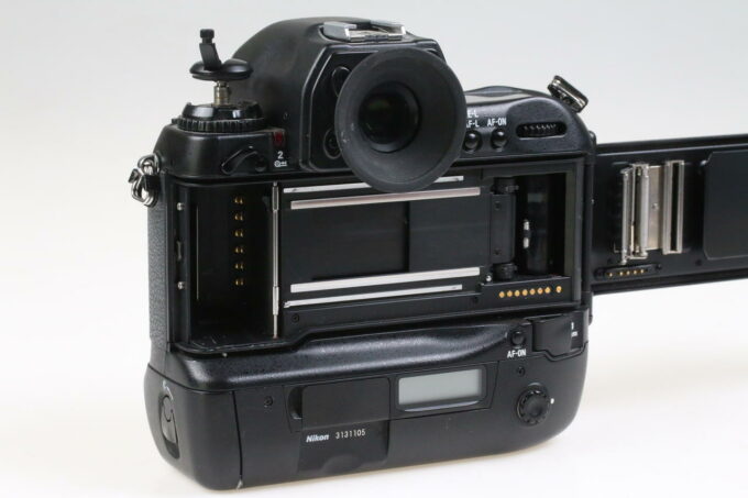 Nikon F5 Gehäuse - #3131105
