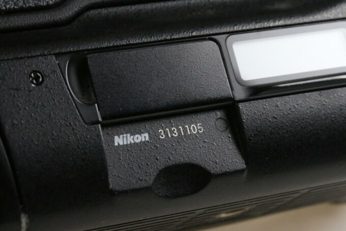 Nikon F5 Gehäuse - #3131105