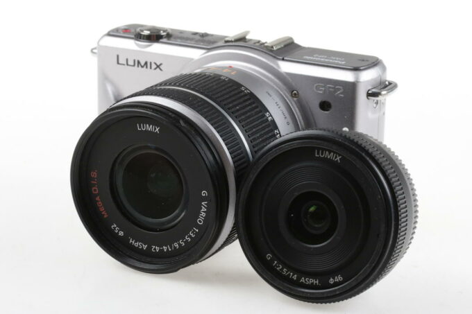 Panasonic DMC-GF2 UW Set mit 14mm 14-42mm und Blitzsystem - #301077