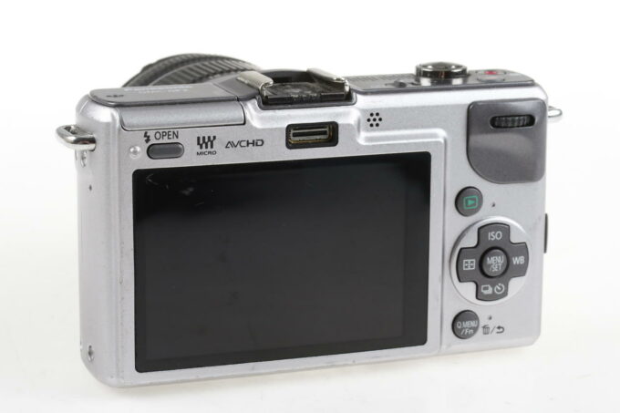 Panasonic DMC-GF2 UW Set mit 14mm 14-42mm und Blitzsystem - #301077
