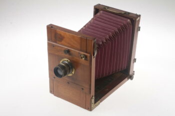 Holzkamera 13x18cm mit roten Balgen Chevallier & Fils Lens