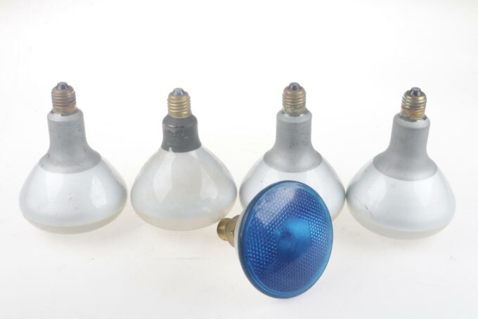 Konvolut diverse Lampen mit E27 Fassung
