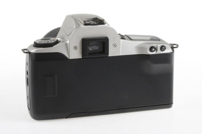 Canon EOS 300 mit EF 28-90mm f/4,0-5,6 - #5160757