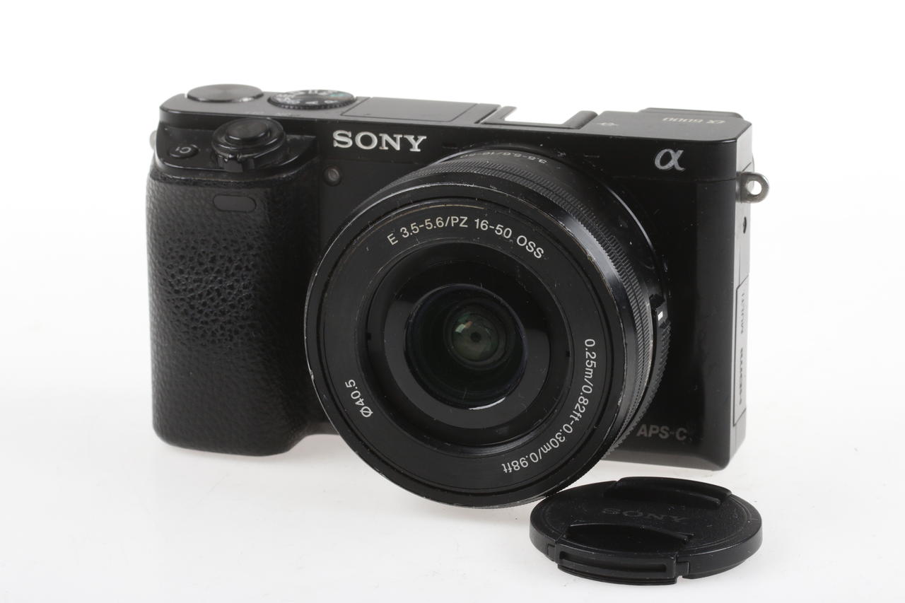 Sony Alpha 6000 mit E PZ 16-50mm OSS - #3975755