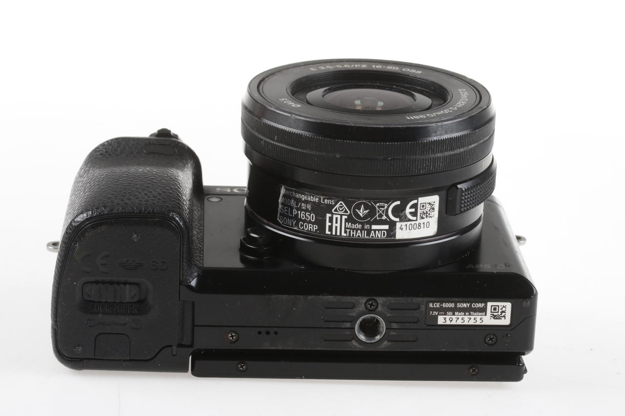 Sony Alpha 6000 mit E PZ 16-50mm OSS - #3975755
