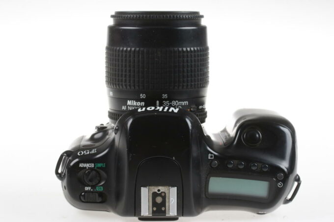 Nikon F50 mit AF 35-80mm f/4,0-5,6 - #2749791