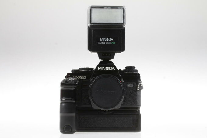 Minolta X-700 mit MD 50mm 1,7 - #3195821