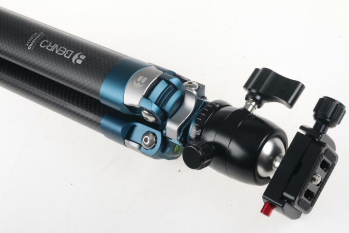 Benro Stativ TCBH15 mit Sirui Kopf