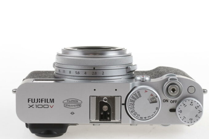 FUJIFILM X100V - Silber / Digitale Premium Kompaktkamera - #13M02134