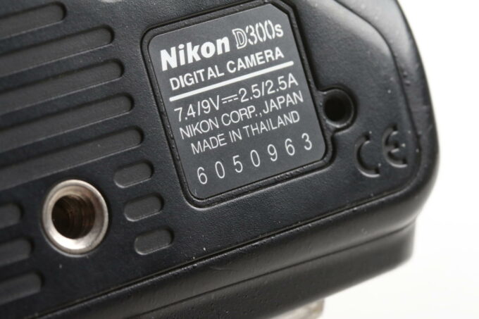 Nikon D300s Body - #6050963 - Image 7