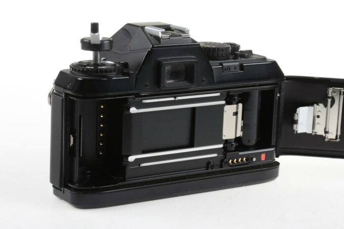 Nikon F-501 Gehäuse - #5777216
