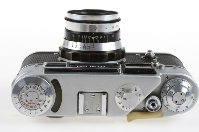 FED 4 mit Industar-61 52mm f/2,8 - #923269