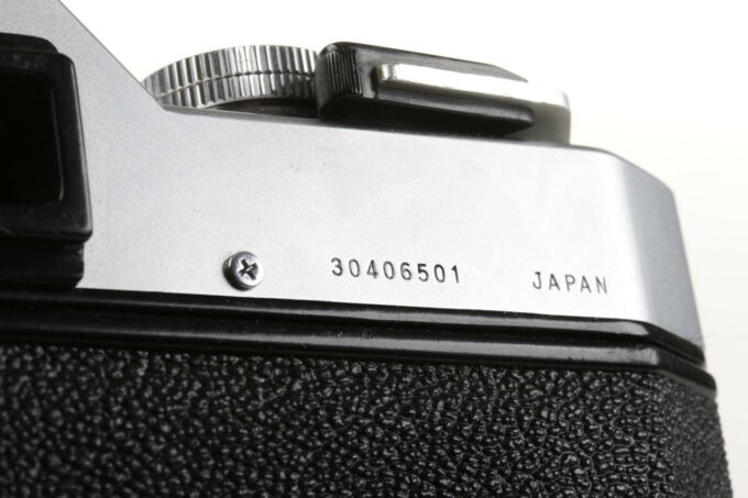 Yashica TL Electro X mit Yashinon DS-M 50mm f/1,7 - #30406501
