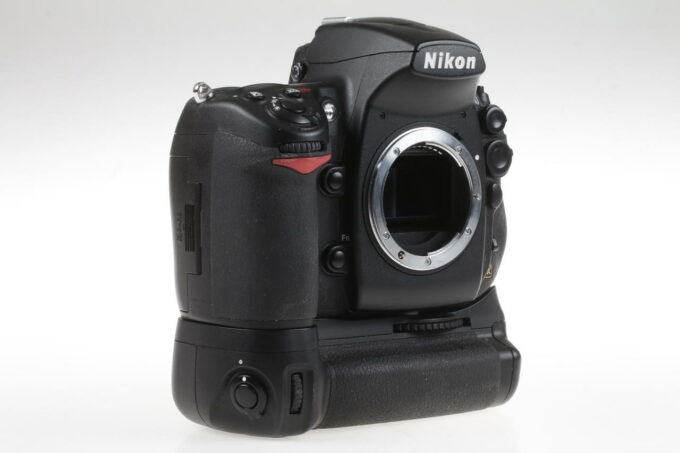 Nikon D700 Body mit Zubehörpaket - #2293408 - Image 2
