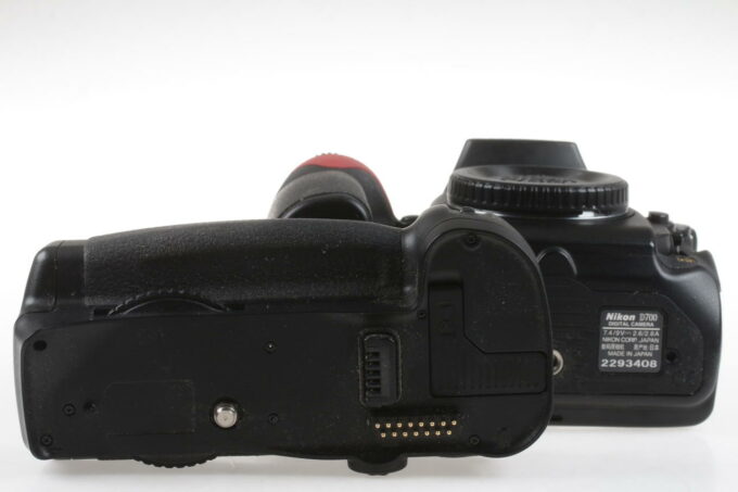 Nikon D700 Body mit Zubehörpaket - #2293408 - Image 5