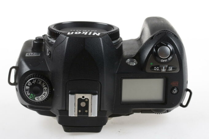 Nikon D70 Body - #4037002 - Image 4