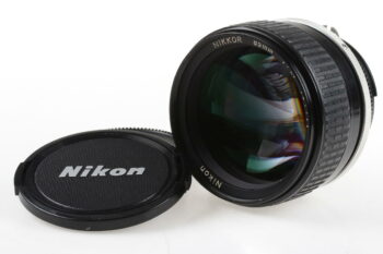 Nikon MF 85mm f/1,4 AI-S - #184499