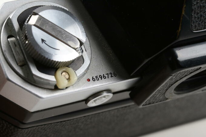 Nikon F Photomic Body (erste Version 1965) - #6596726 - Image 6