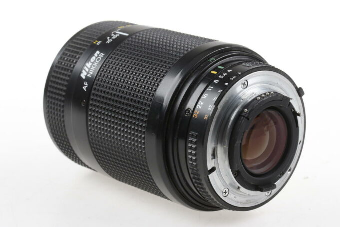 Nikon AF 70-210mm f/4,0-5,6 - #2335974 - Image 3