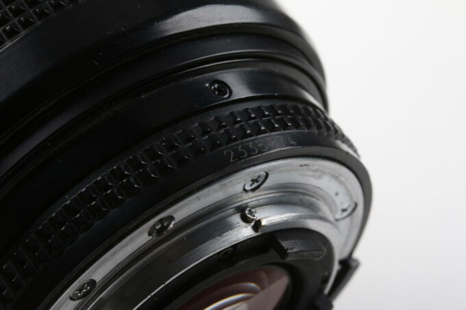 Nikon AF 70-210mm f/4,0-5,6 - #2335974 - Image 5