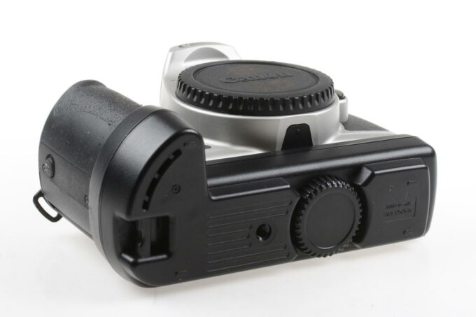 Canon EOS 500N mit Handgriff - #2515320