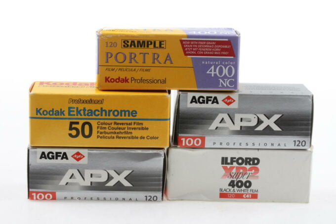 Konvolut diverse Mittelformatfilme - 14 Stück Abgelaufen