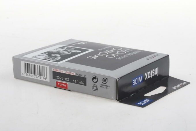 FUJIFILM FILM instax Wide Filmmaterial 10 Blatt Monochrome - abgelaufen 03/25