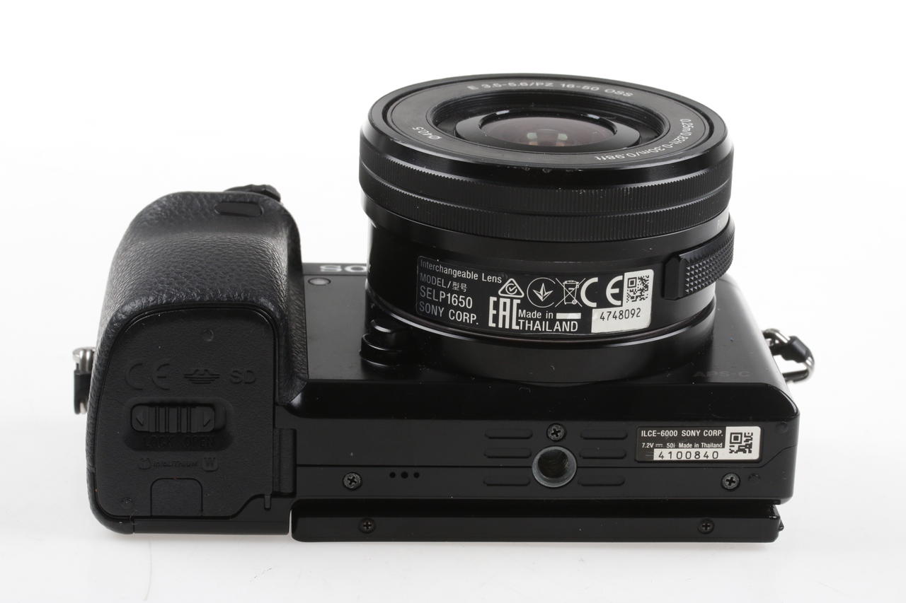 Sony Alpha 6000 mit E PZ 16-50mm OSS - #4100840