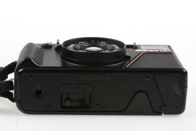Nikon L35 AF - #0496016 - Image 5