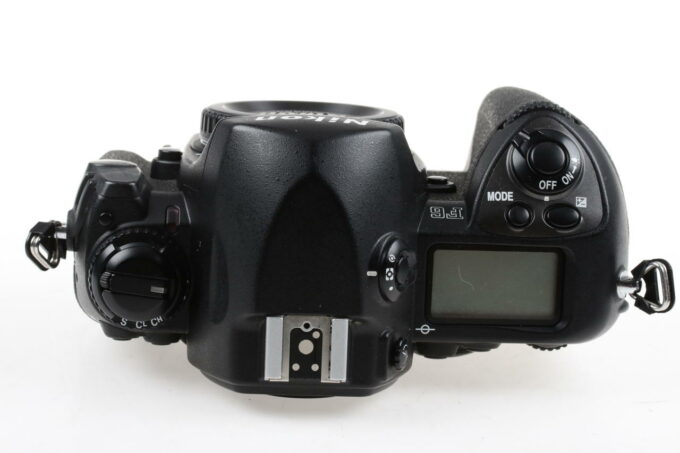 Nikon F6 Gehäuse - #0008096