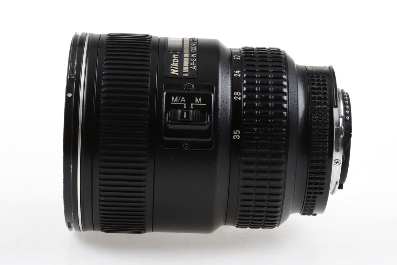 Nikon AF-S NIKKOR 17-35mm f/2,8 D ED - #208216