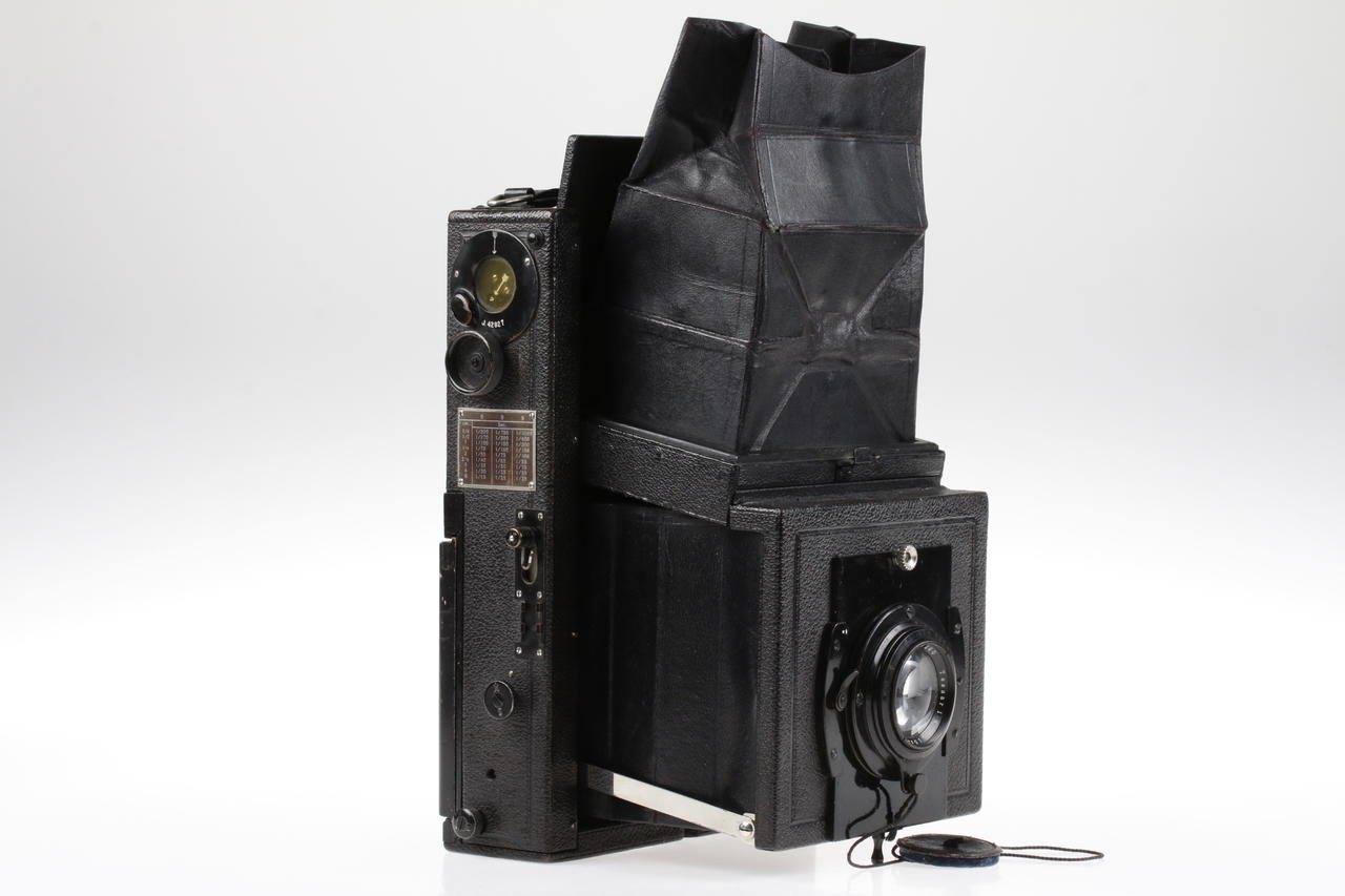 ICA 755 Künstler Klappkamera mit Tessar 150mm f/4,5 - #J 42927 - Image 2