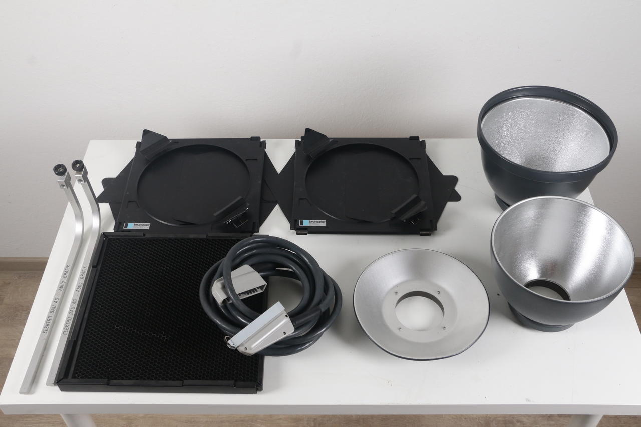 Broncolor Pulso 2 Blitzköpfe 2 Stück mit Zubehör - Image 3