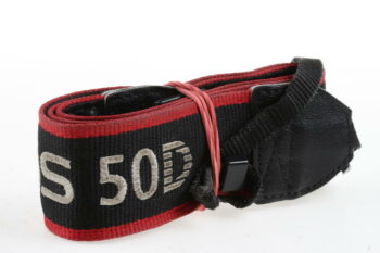 Canon EOS 60D Tragegurt schwarz/rot