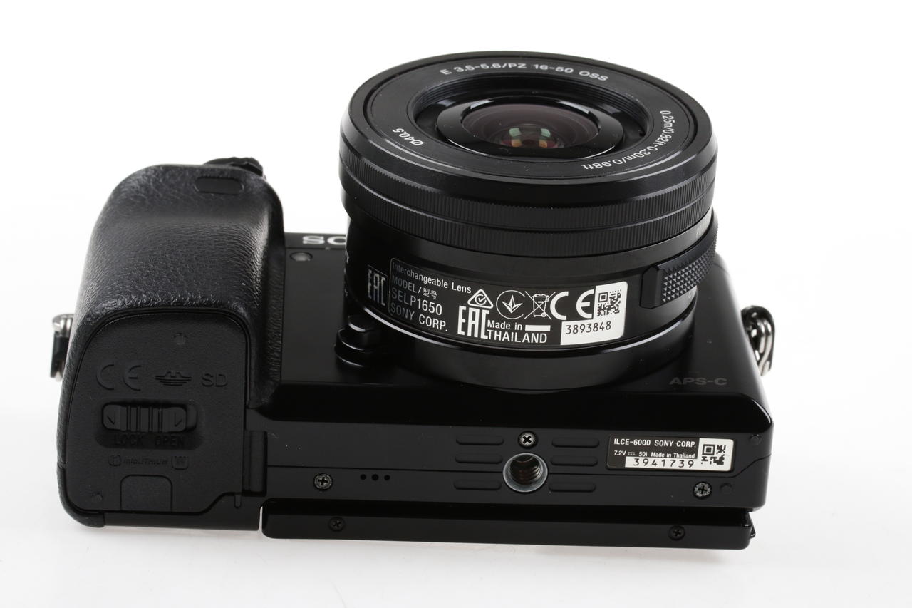 Sony Alpha 6000 mit E PZ 16-50mm OSS - #3941739
