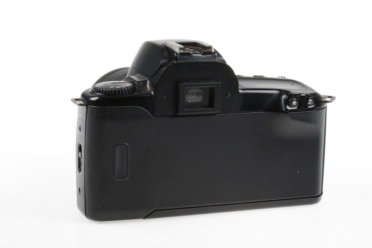 Canon EOS 500 mit EF 35-80mm f/4,0-5,6 III - #8875456