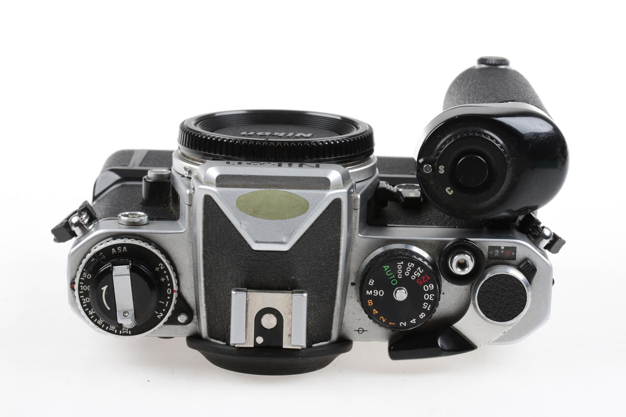 【美品】 Nikon FE Nikon FE Silver Body 35mm SLR Film Camera w/MF-12 Film