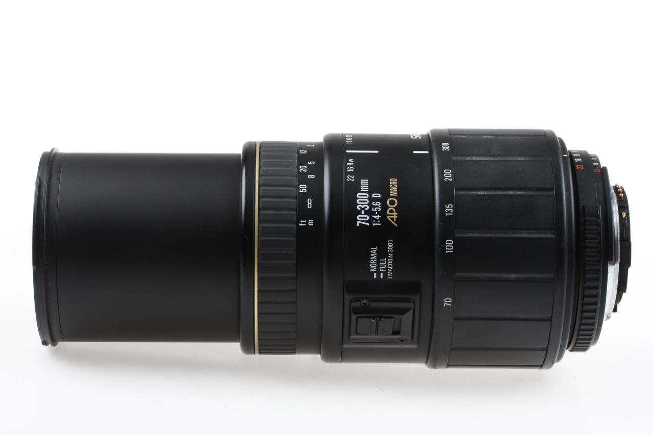 Sigma 70-300mm f/4,0-5,6 D APO Macro für Nikon F (FX) - #3031547 - Image 2