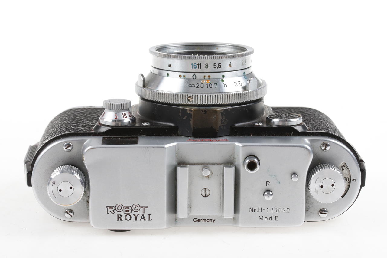 ROBOT Royal Modell II mit Xenar 38mm f2,8 - #H-123020 - Image 4