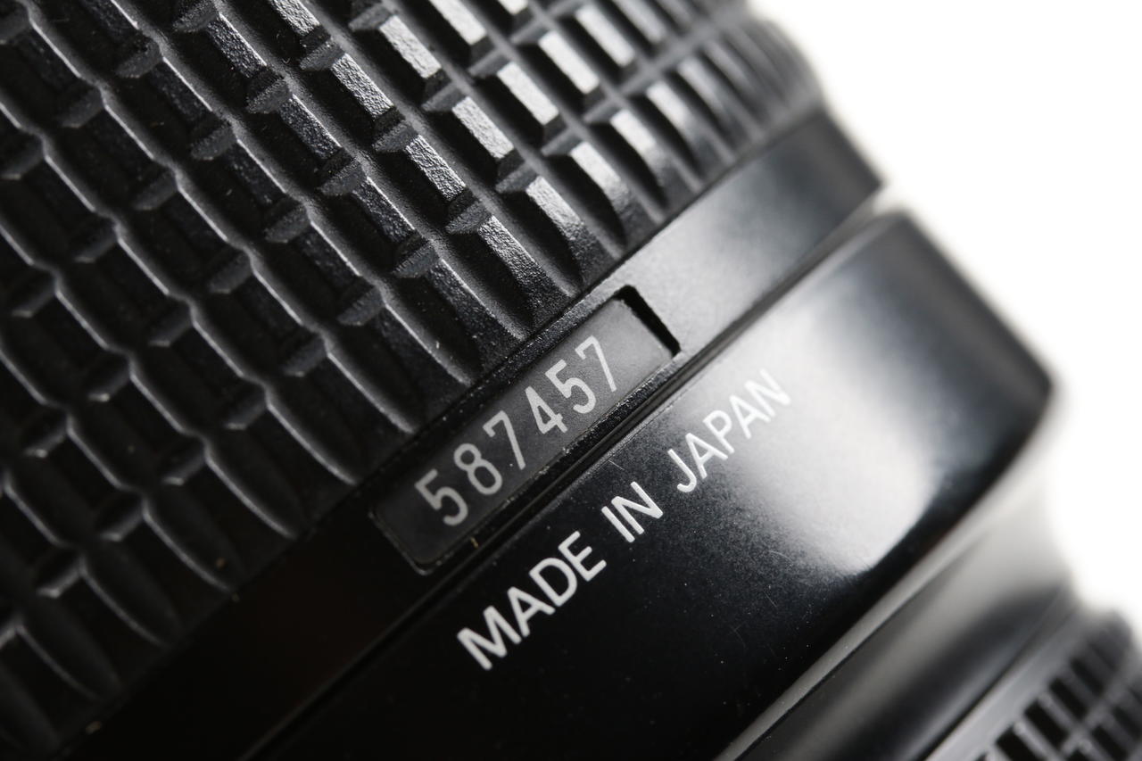 Nikon AF NIKKOR 70-300mm f/4,0-5,6 D ED - #587457