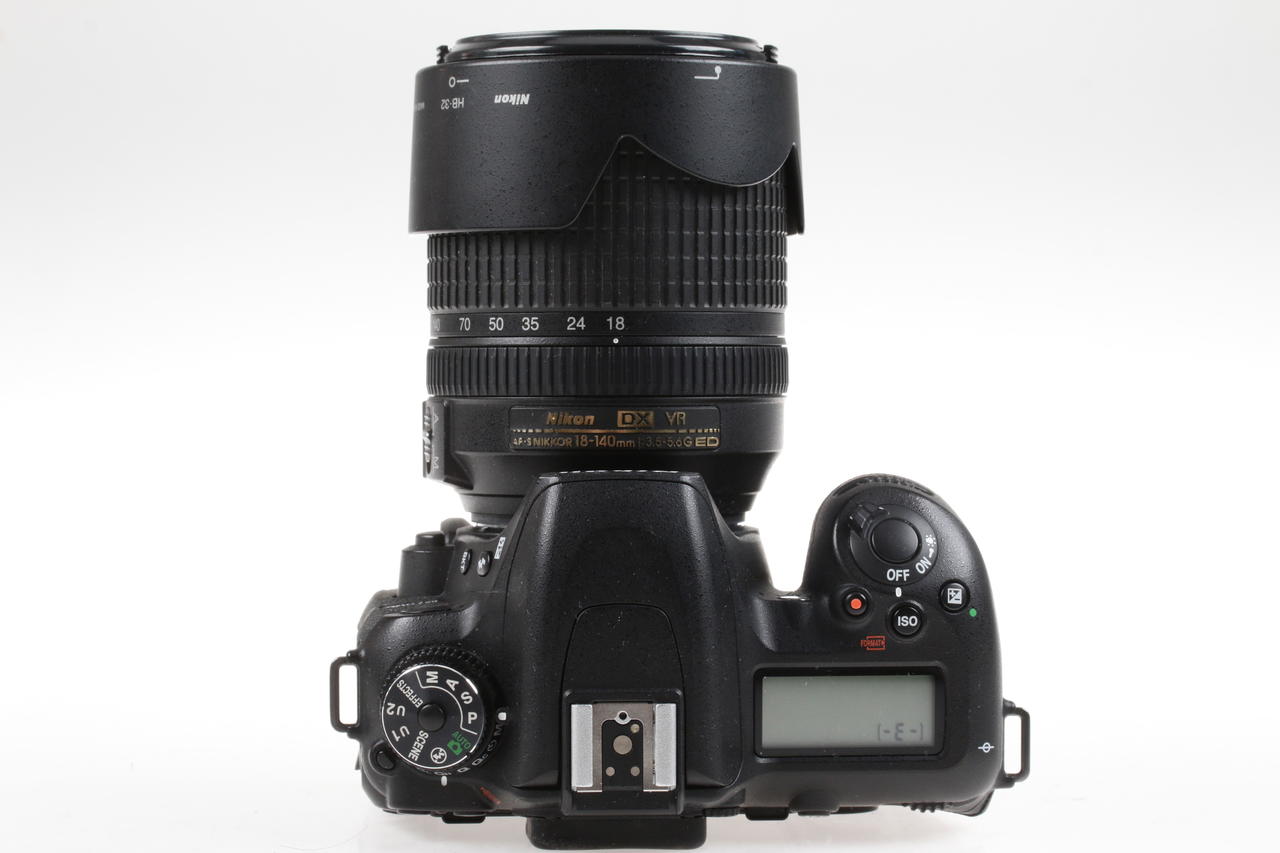 Nikon D7500 mit AF-S 18-140mm f/3,5-5,6 VR G ED - #6150173